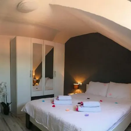 Διαμέρισμα Tara Σπλιτ